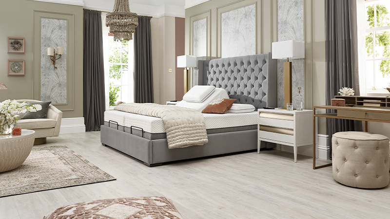 The Richmond dual bed with one side in a zero-gravity position